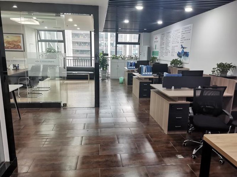 深圳贸易风云：新兴力量与传统市场的交织